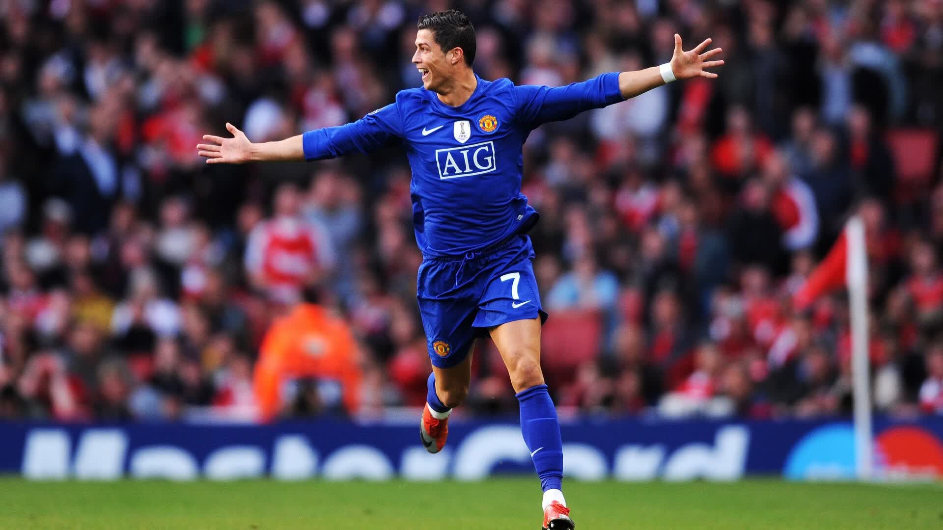 九游下载中心-Uzi与G2激战30分钟，意大利杯复出首秀引爆全场